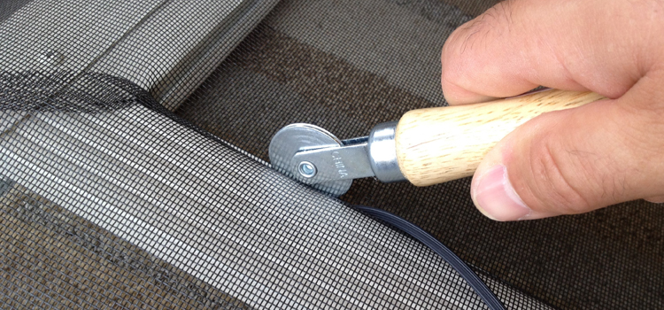 metal screen door repair in King City
