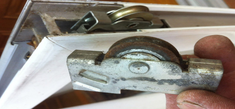 screen door roller repair in King City